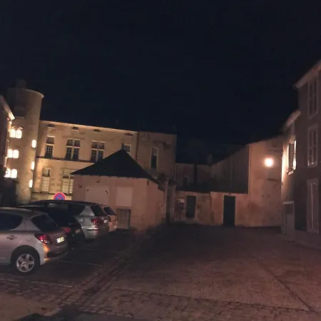 Spacieuse Dans Maison De Avec Jardin Fontenay-le-Comte