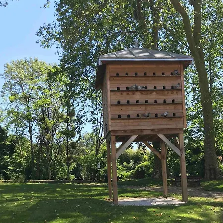 Séjour chez l'habitant Spacieuse Dans Maison De Avec Jardin *