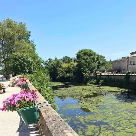 Séjour chez l'habitant Spacieuse Dans Maison De Avec Jardin *